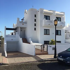 https://bellacasa-57-royal-park-village.in-canary-islands.com